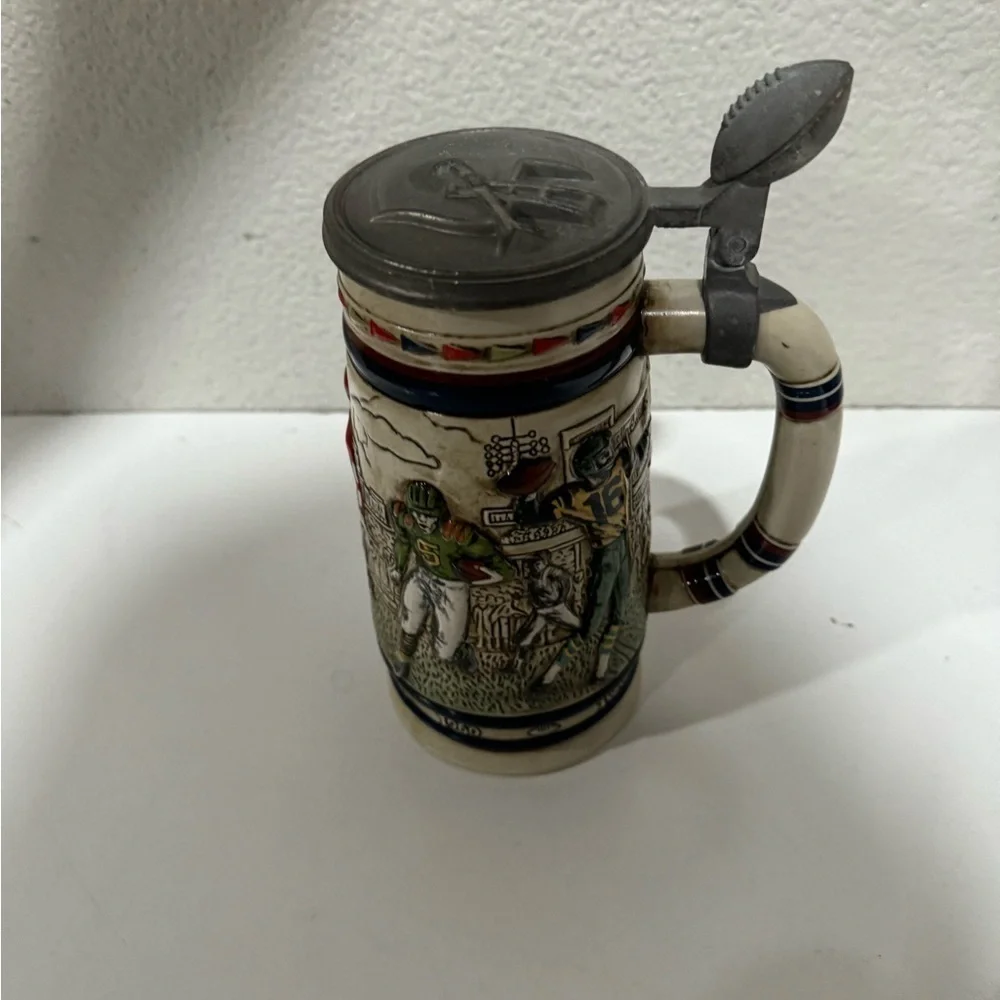AVON 1983  GREAT AMERICAN FOOTBALL Decades LIDDED Beer Stein mug